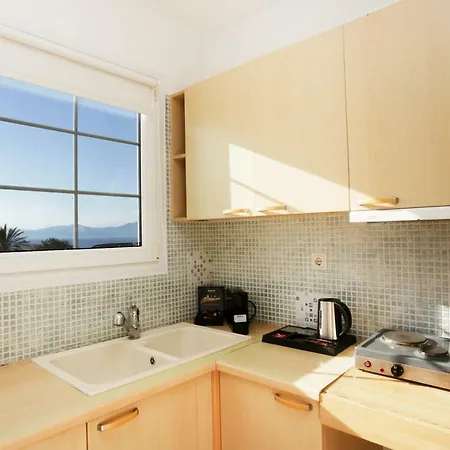 Morfoula's Mykonos Town