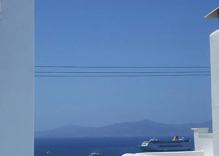 Morfoula's Mykonos Town