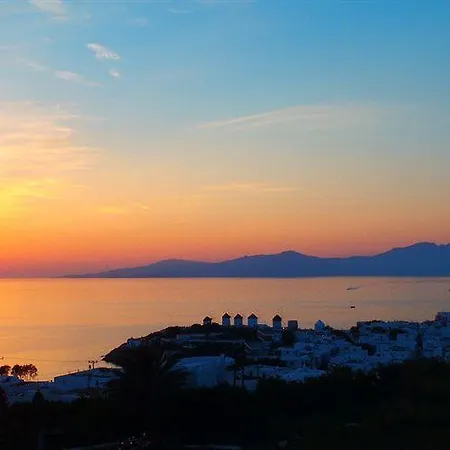 Morfoula's Mykonos Town