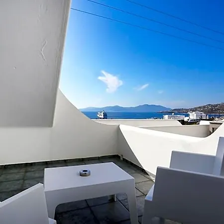 Morfoula's 3* Mykonos Town