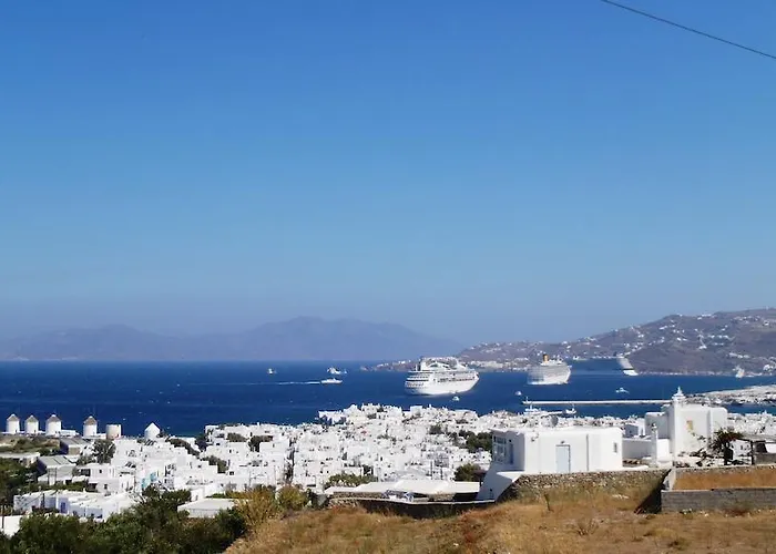 Morfoula's Mykonos Town